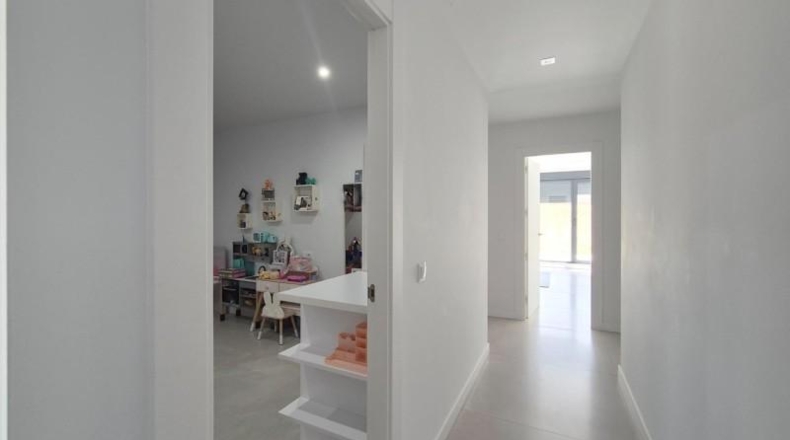 Salamanca - Carrascal de Barregas - 216m2