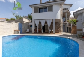 Alfacar 377&nbsp;m²