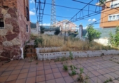 Chalet independiente con terreno en venta en la España, Villaquilambre, ref: TR415828 foto