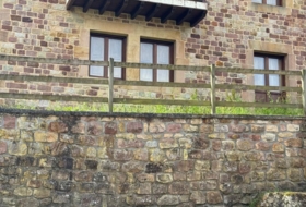 Cades 140&nbsp;m²