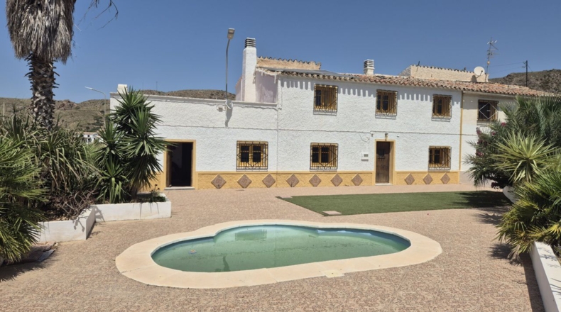 Almería - Sorbas - 425m2