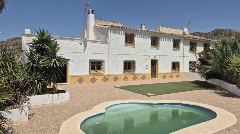 Almería - Sorbas - 425m2