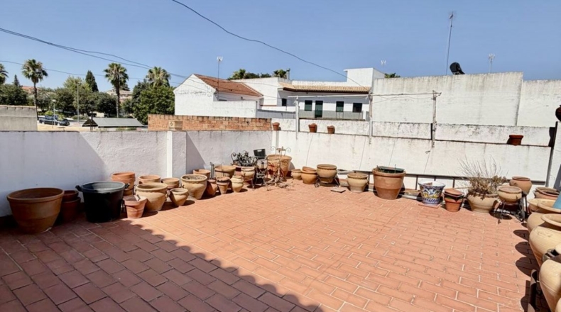 Sevilla - Sanlúcar la Mayor - 322m2
