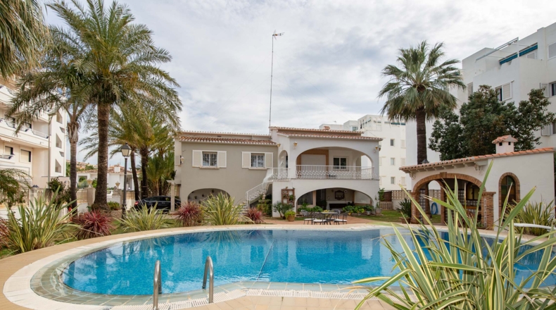 Alicante - Denia - 1043m2