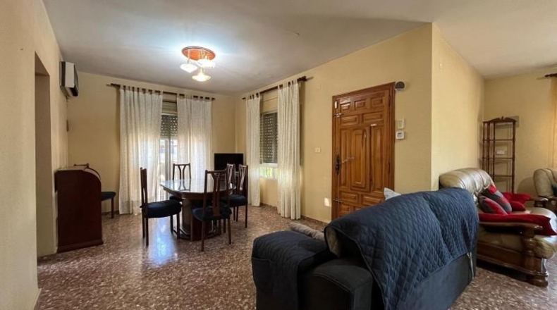 Valencia - Ribarroja del Turia - 1347m2