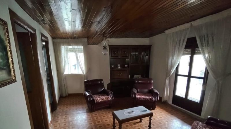 Orense - Xunqueira de Ambía - 84m2