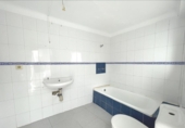 Casa de pueblo en venta en la España, Humilladero, ref: TR415902 foto