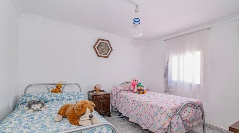 Granada - Chimeneas - 296m2