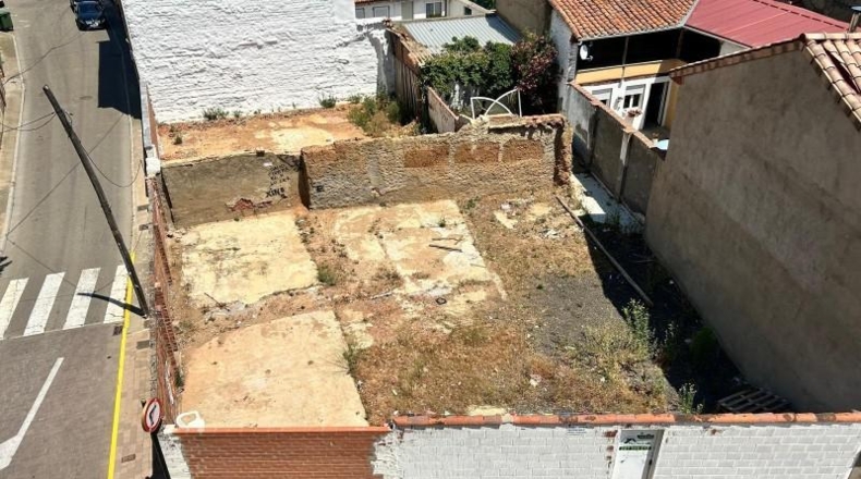 Leon - Santa María del Páramo - 391m2