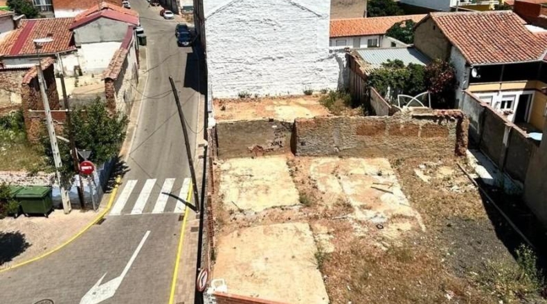 Leon - Santa María del Páramo - 391m2