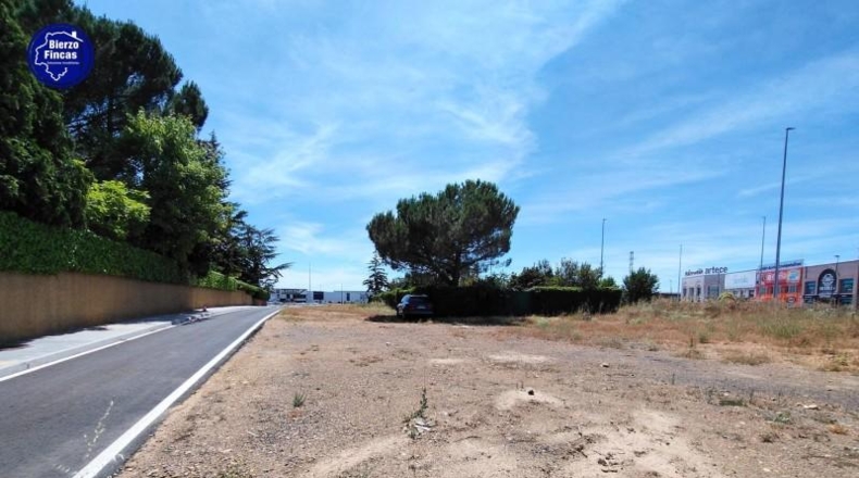Leon - San Andrés del Rabanedo - 619m2