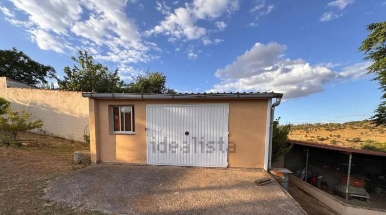 Caceres - Cáceres - 2300m2