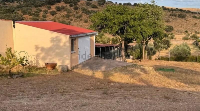 Caceres - Cáceres - 2300m2