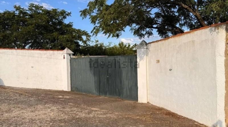 Caceres - Cáceres - 2300m2