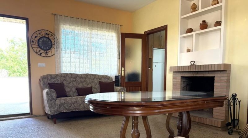 Badajoz - Medellín - 3800m2