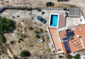 Chalet independiente con terreno en venta en la España, Villar del Arzobispo, ref: TR415946 foto