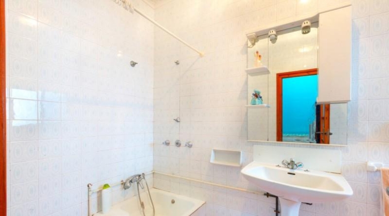 Valencia - Llombai - 330m2