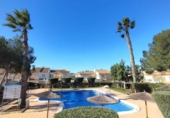 Casa de pueblo en venta en la España, Orihuela, ref: TR415975 foto
