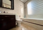Casa de pueblo en venta en la España, Orihuela, ref: TR416004 foto