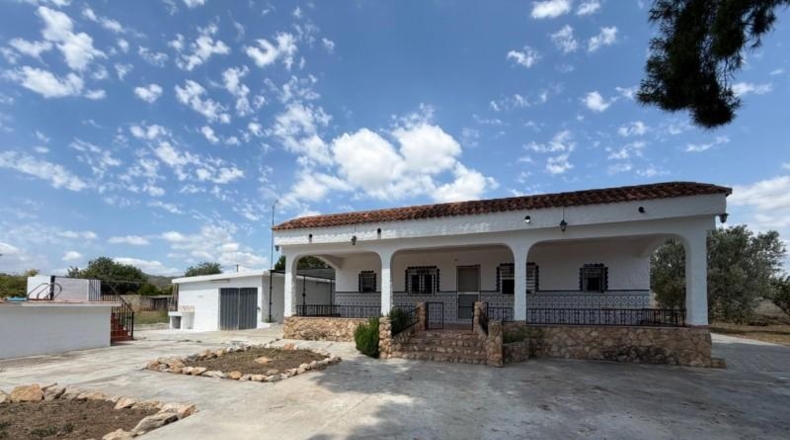 Valencia - Llíria - 2724m2