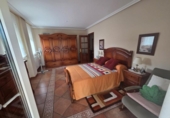 Chalet independiente con terreno en venta en la España, Valencia de Don Juan, ref: TR416011 foto