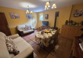 Chalet independiente con terreno en venta en la España, Valencia de Don Juan, ref: TR416011 foto