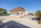 Xalet independent amb terreny en venda a la España, Llíria, ref.: TR416030 foto