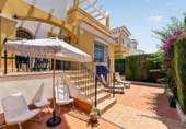Chalet independiente con terreno en venta en la España, Orihuela, ref: TR416045 foto