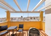 Chalet independiente con terreno en venta en la España, Orihuela, ref: TR416045 foto
