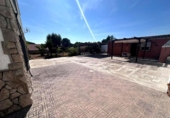 Chalet independiente con terreno en venta en la España, Borriol, ref: TR416050 foto