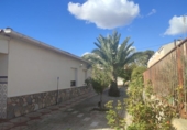 Chalet independiente con terreno en venta en la España, Monóvar, ref: TR377311 foto
