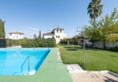 Chalet independiente con terreno en venta en la España, Ogíjares, ref: TR361940 foto