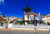 Chalet independiente con terreno en venta en la España, Torrevieja, ref: TR416061 foto