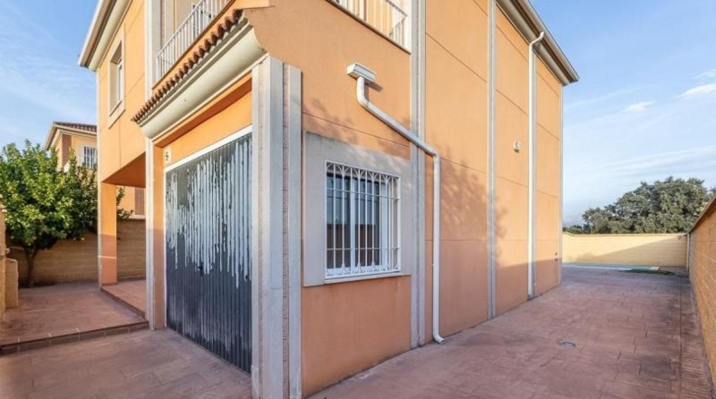 Granada - Atarfe - 403m2