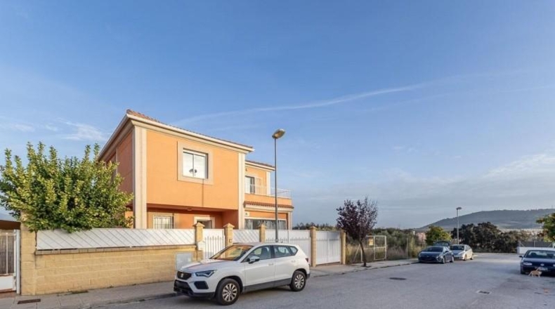 Granada - Atarfe - 403m2