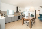 Chalet independiente con terreno en venta en la España, Vélez de Benaudalla, ref: TR416074 foto