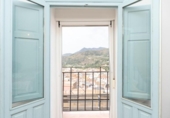 Chalet independiente con terreno en venta en la España, Vélez de Benaudalla, ref: TR416074 foto