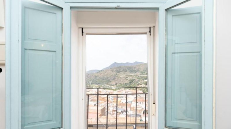 Granada - Vélez de Benaudalla - 662m2