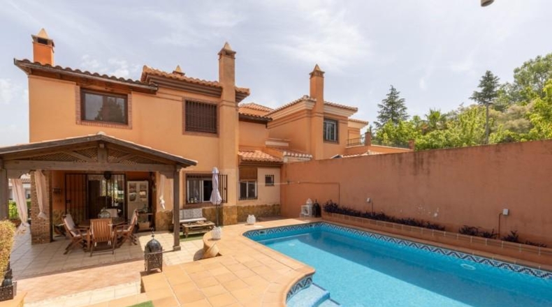 Granada - La Zubia - 312m2