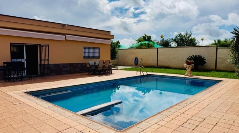 Seville - Alcalá de Guadaíra - 1500m2