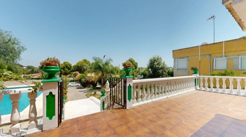 Valencia - Chiva - 869m2
