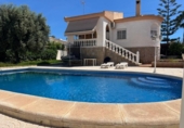 Xalet independent amb terreny en venda a la España, Torrevella, ref.: TR416124 foto