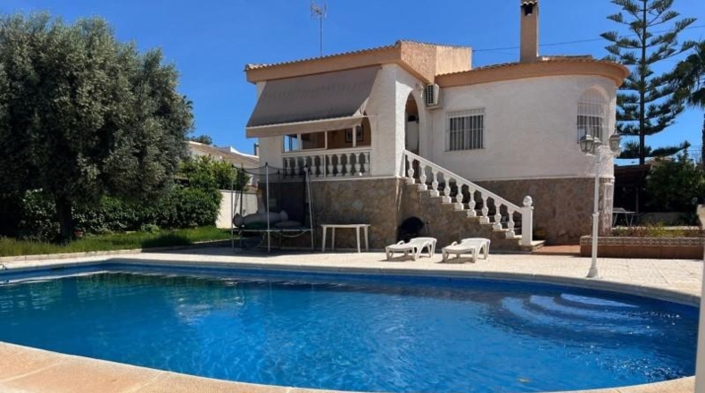 Alicante - Torrevieja - 959m2
