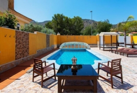 Oriola 890&nbsp;m² 