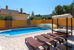 Oriola 890&nbsp;m² 