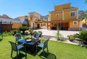 Oriola 890&nbsp;m² 