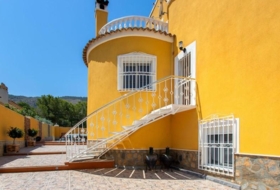 Oriola 890&nbsp;m² 