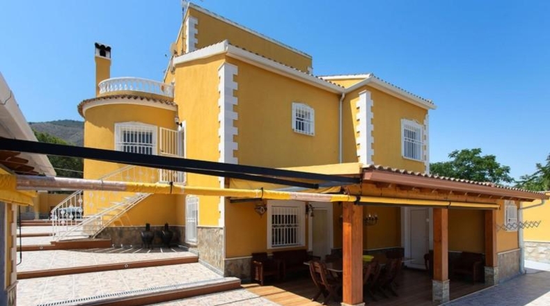 Alicante - Orihuela - 890m2