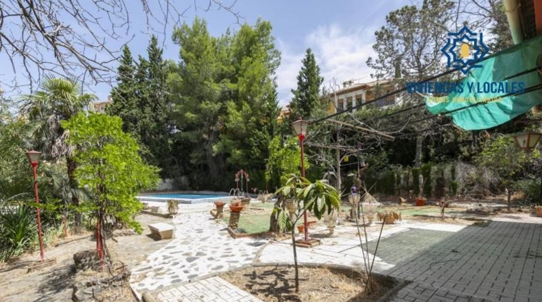 Granada - Cenes de la Vega - 1000m2