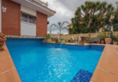 Chalet independiente con terreno en venta en la España, Mont-roig del Camp, ref: TR349041 foto
